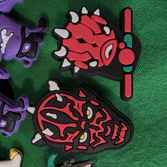 Crocs Jibbitz Bundle of 12 Star Wars Alien Simpsons Scooby Doo Pokemon New - Picture 5 of 6